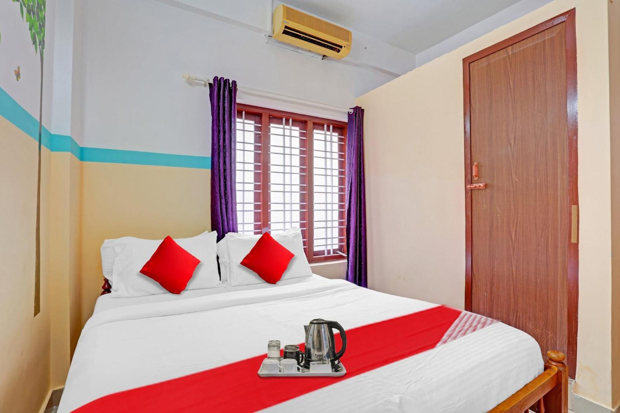 Hotel Spot On The New View Regency à Thiruvananthapuram Extérieur photo